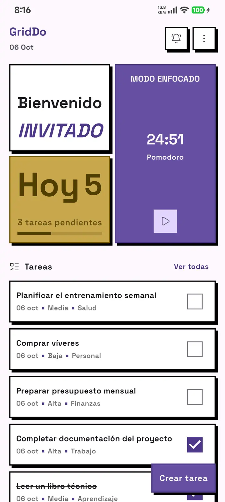 Pantalla de inicio de GridDo: saludo con la fecha, tarjeta del modo concentración con el temporizador Pomodoro, resumen de tareas pendientes, botón de crear tarea y la lista de tareas con su prioridad y su categoría.